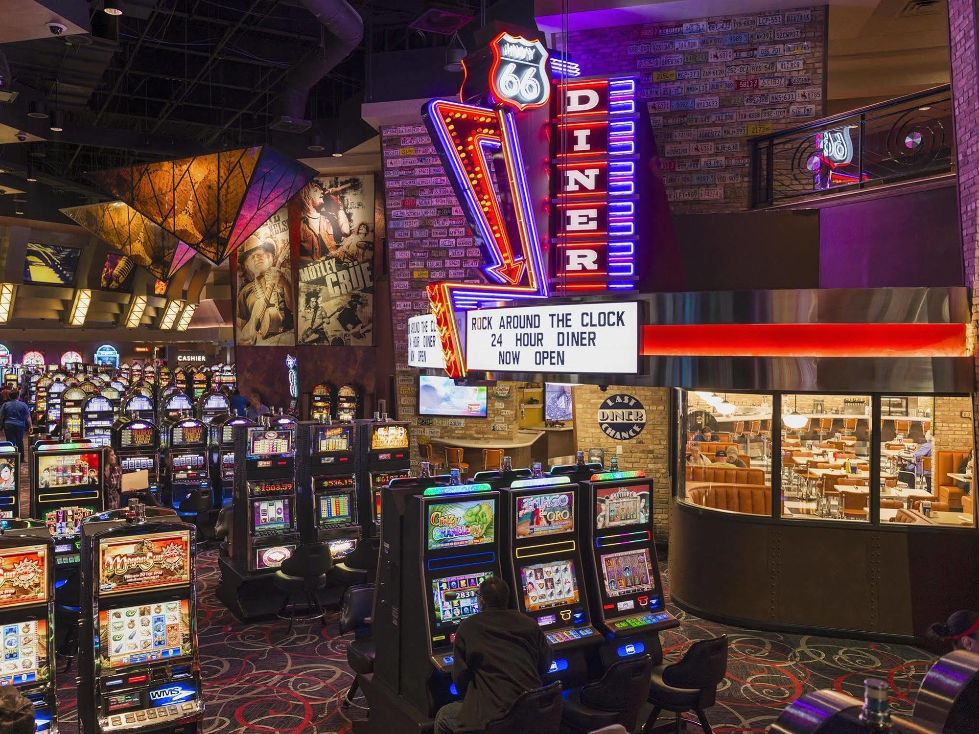 Hard Rock Hotel & Casino Tulsa Catoosa Exterior photo